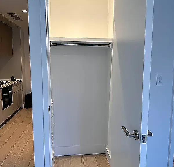 208 Delancey St #4F — Photo 8