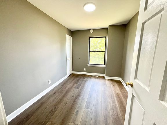 4th image of 1537F W Kentucky St #1