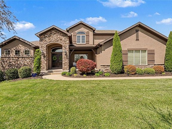 2nd image of 8070 NW Masters Ln