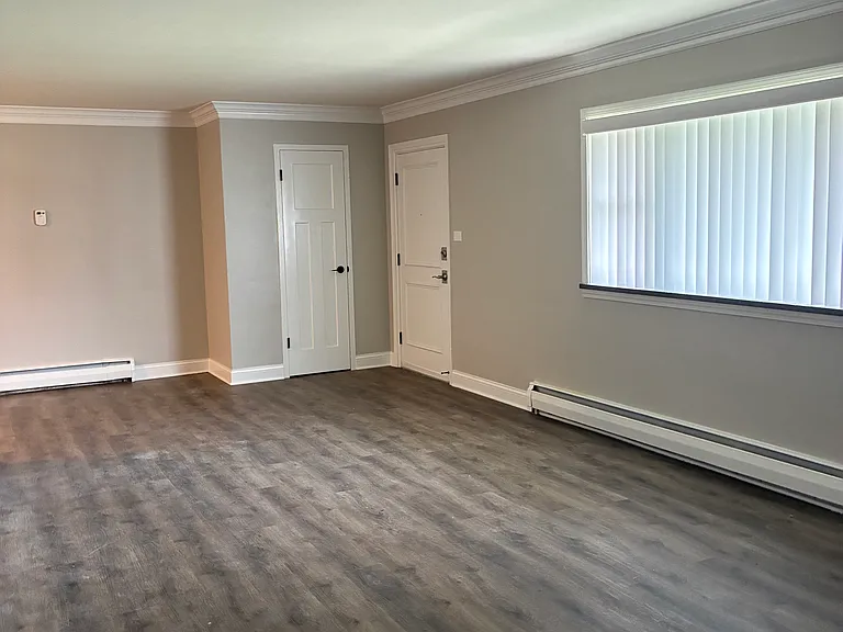 4925 Fairview — Photo 13