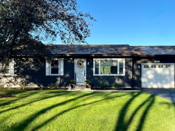 2701 Zerfas Dr, Twin Lakes, WI 53181