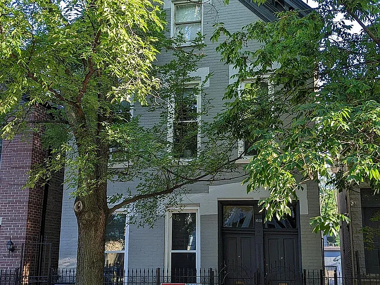 1649 W Superior St #1F — Photo 10