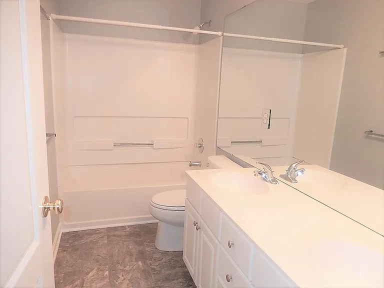 9801 Goodrum Ct — Photo 18