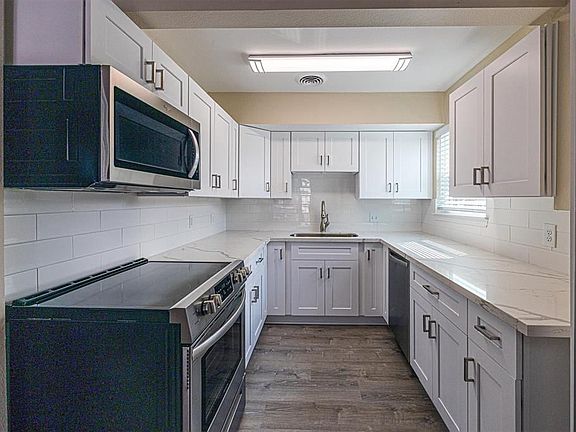 2nd image of 3606 Alice St #2