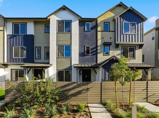 27323 Seven Oaks Ln, Valencia, CA 91381