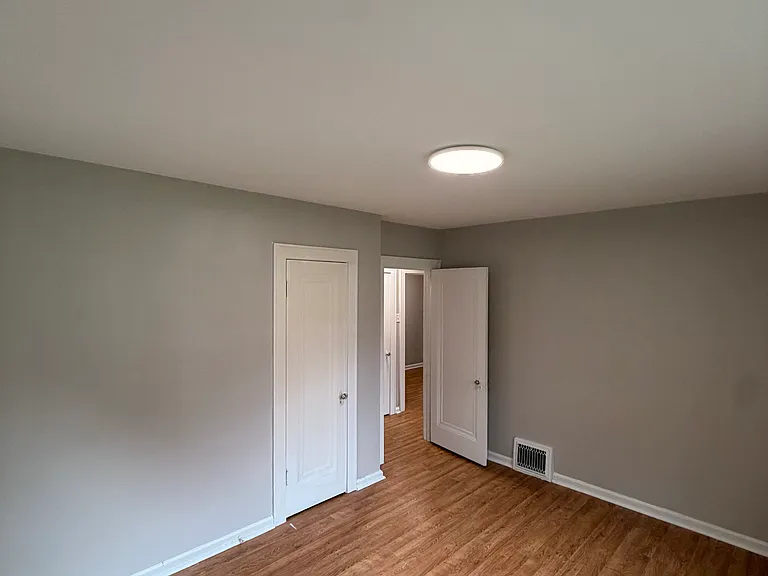 4013 W 10th Ave — Photo 5