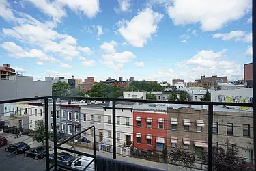 Rented by Rennit Inc.