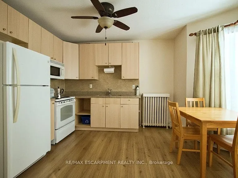 22 Blake St #2 — Photo 13