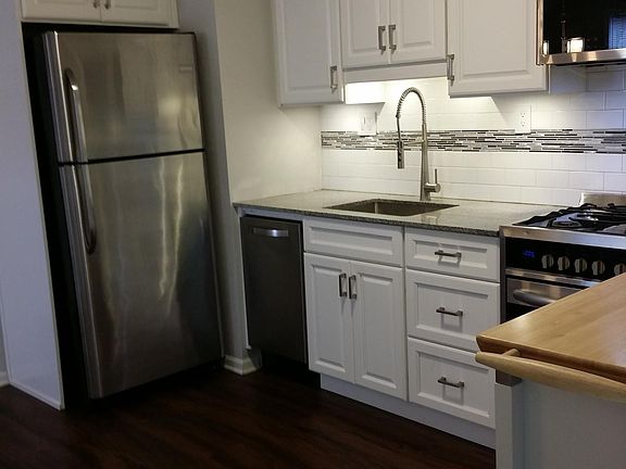 2nd image of 4420 Franklin Blvd Floor 3