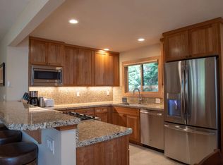 468 Nightingale Rd, Carnelian Bay, CA 96140