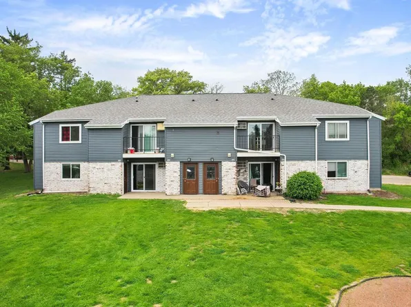 305 Whispering Pines Way, Fitchburg, WI 53713