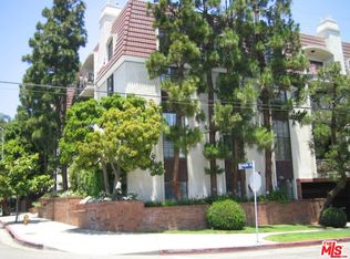 838 S Barrington Ave APT 303, Los Angeles, CA 90049