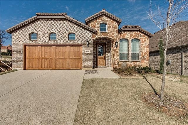 1st image of 3009 Bella Lago Dr