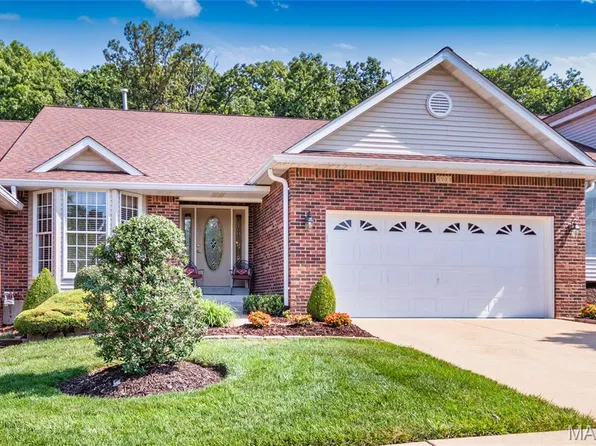 5533 Heather Bluff Ct, Saint Louis, MO 63128