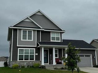 802 Tamarack Ln, Sun Prairie, WI 53590