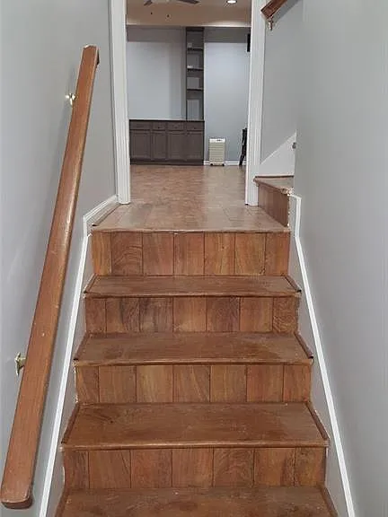 3885 Waterford Dr — Photo 19