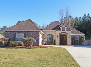44 Chapel Hill Blvd W, Hattiesburg, MS 39402