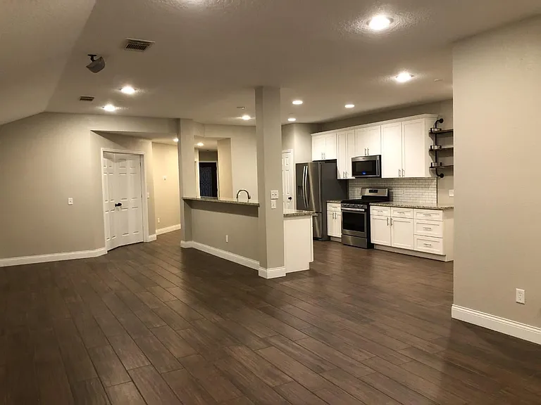 6315 Canyon Rock Way — Photo 19
