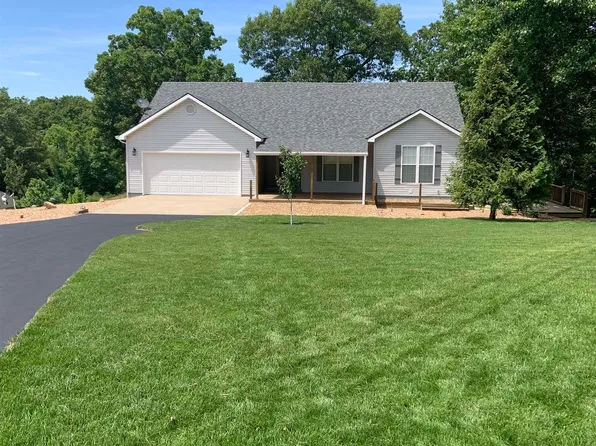 27490 Isabella Ln, Warsaw, MO 65355