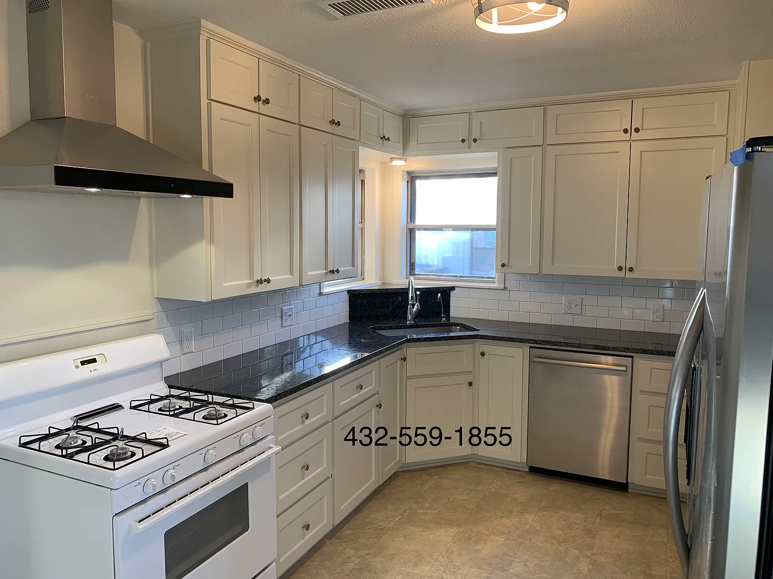 3 bed, 1221 sqft, $2,100 — Photo 4