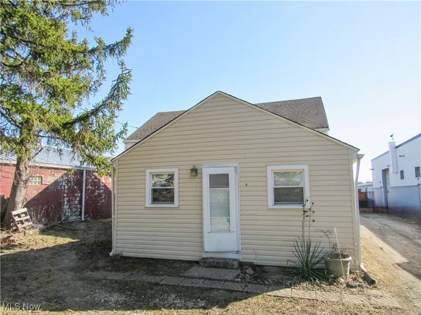 20400 Krick Rd, Walton Hills, OH 44146
