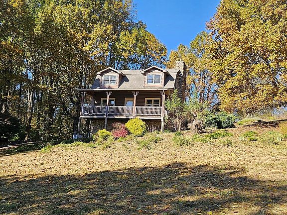 2nd image of 136 Jonahs Knob Ln