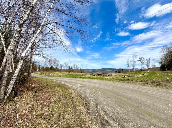 17 Spencer Road, Stewartstown, NH 03576