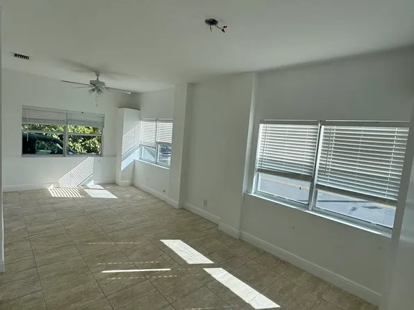 1131 S North St APT 1, Lake Worth, FL 33460