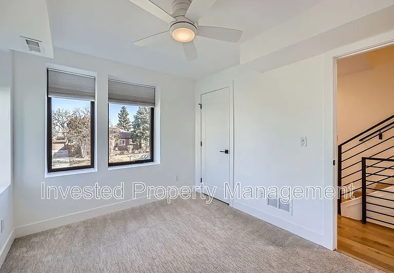 1405 N Yates St — Photo 16