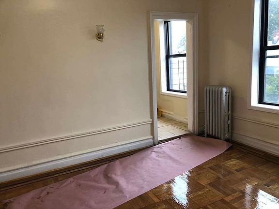 5th image of 350 E 31st St #H