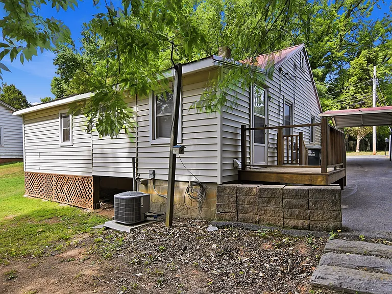 7 Kimrey St — Photo 24