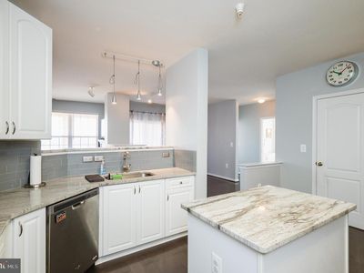 400 Symphony Cir Unit 239E, Cockeysville, MD, 21030