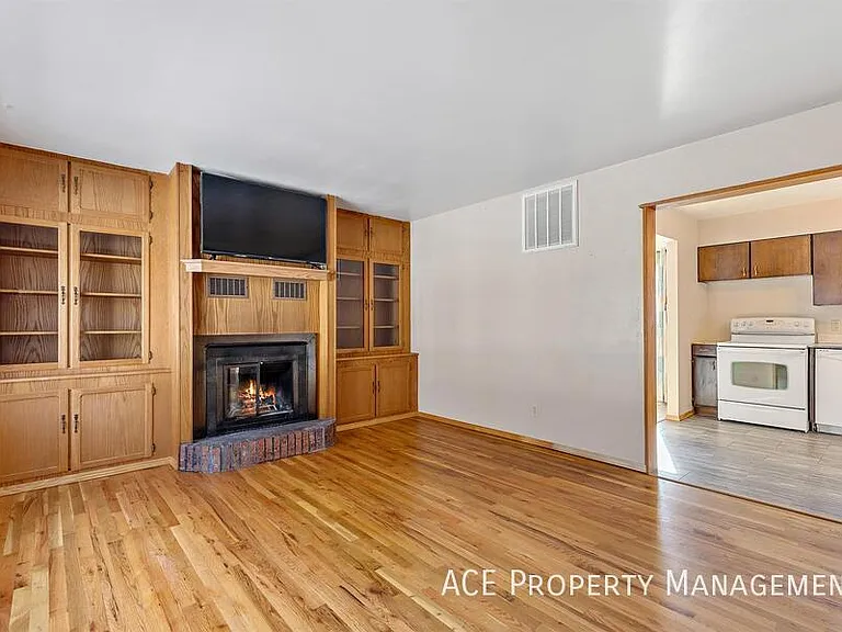 155 Fairmont Blvd — Photo 3