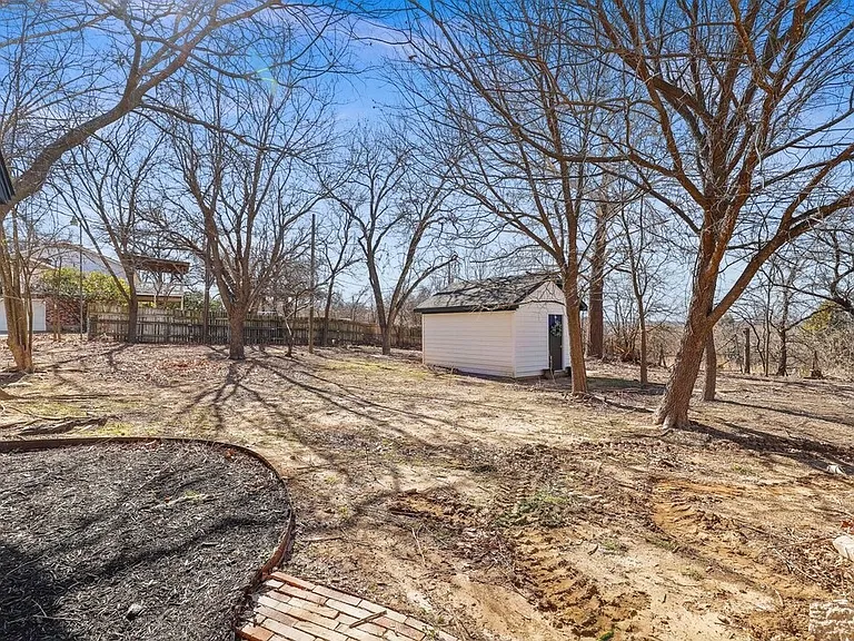 100 Hill Top Ct — Photo 18