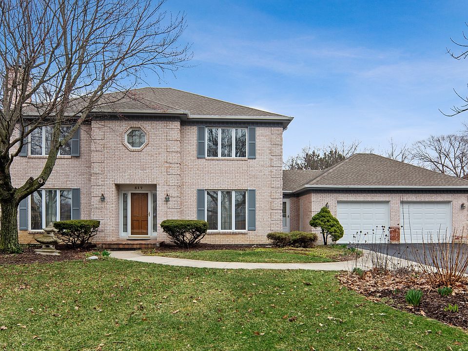 1st image of 517 Forest Mews Dr