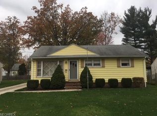 5938 Burns Rd, North Olmsted, OH 44070