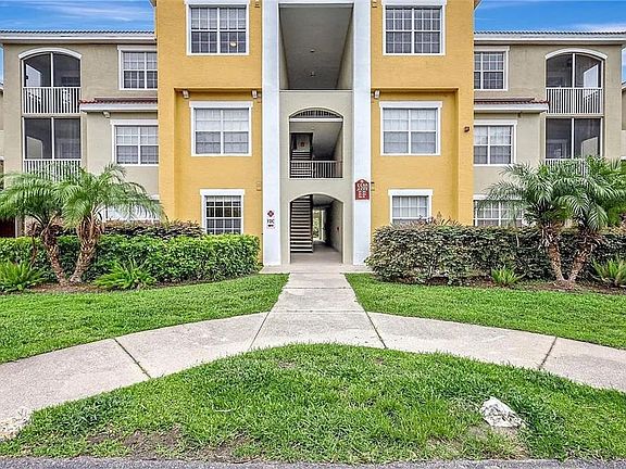 3rd image of 5500 Bentgrass Dr Unit 304