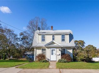 15 Westminster St, Westerly, RI 02891