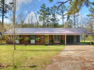 45 Cherokee Rd, Hattiesburg, MS 39402