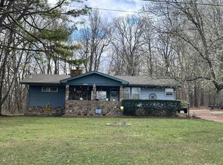 2 Tishimingo Dr, Cherokee Village, AR 72529
