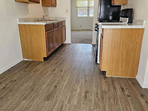 5th image of 403 E Embert Pl