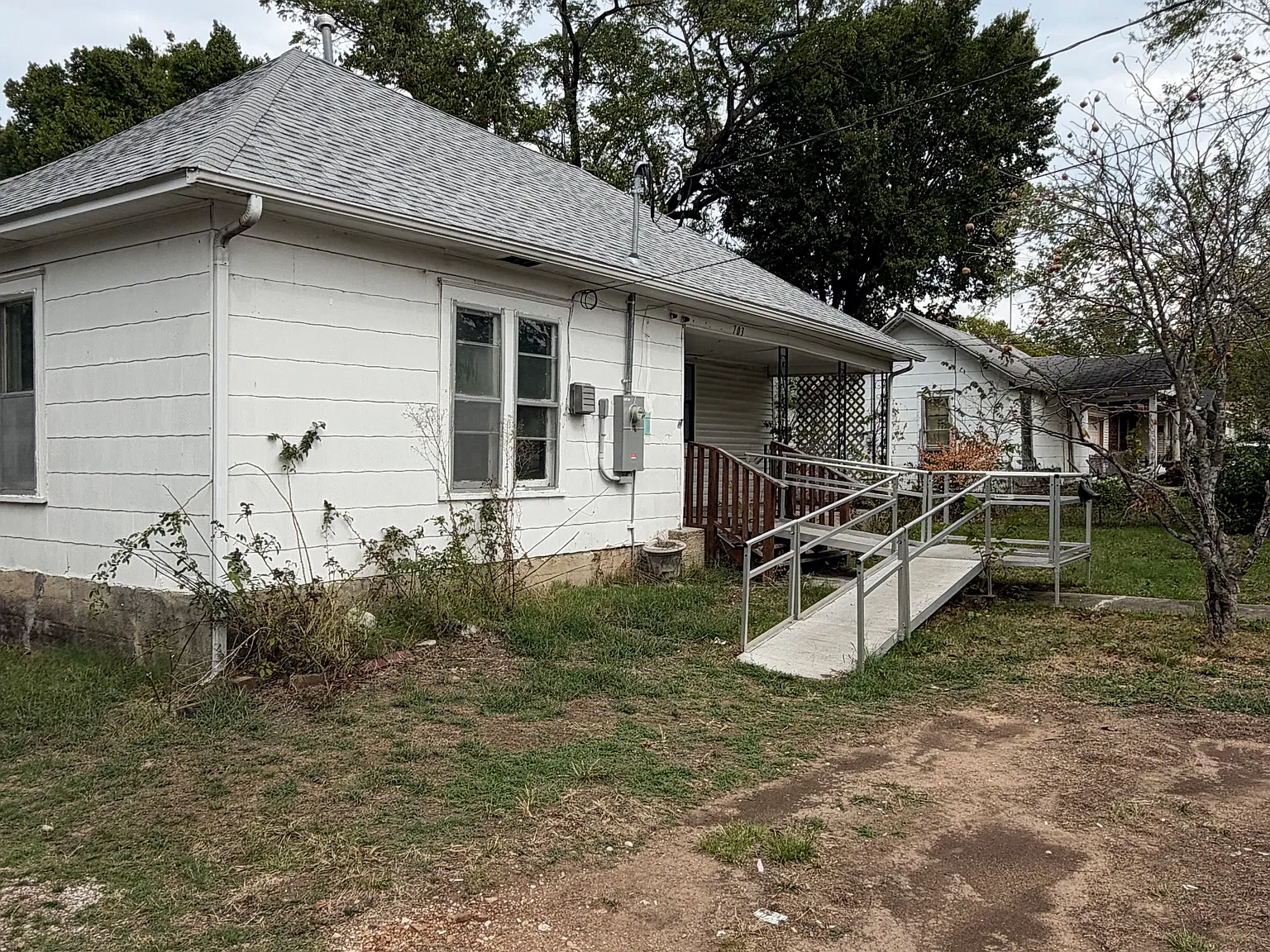 703 W Macon St — Photo 4