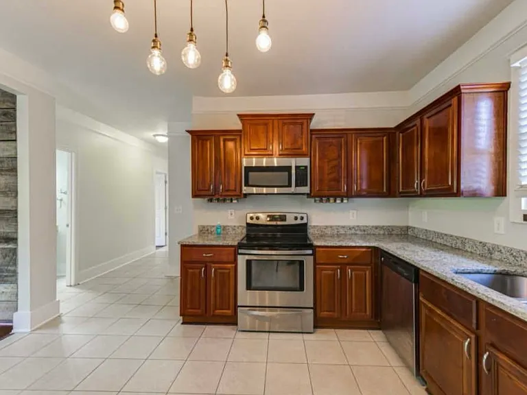 86 Mayson Ave — Photo 17