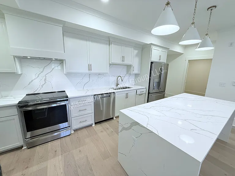 1000 North Lamar Blvd — Photo 16
