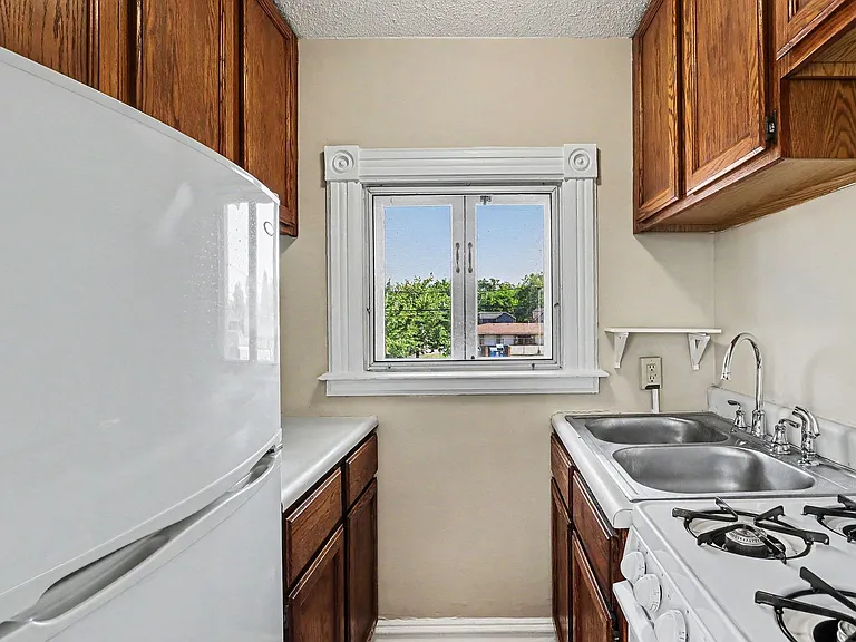 Apt 3 Kitchen