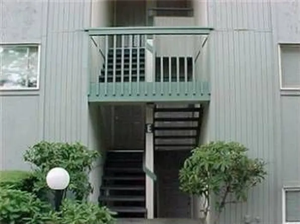 31003 14th Ave S #10, Federal Way, WA 98003