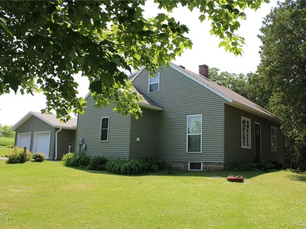 W14769 State Hwy 121, Hixton, WI 54635