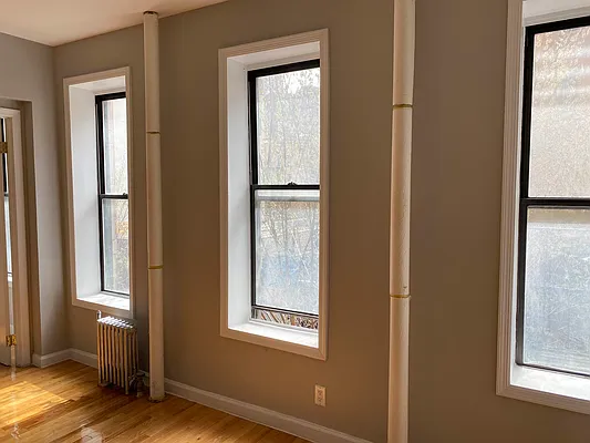 Rented by Premier One Realty LLC | media 5