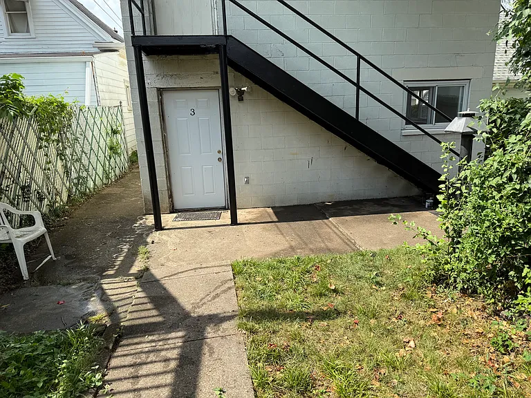 2044 Midland Ave #3 — Photo 1