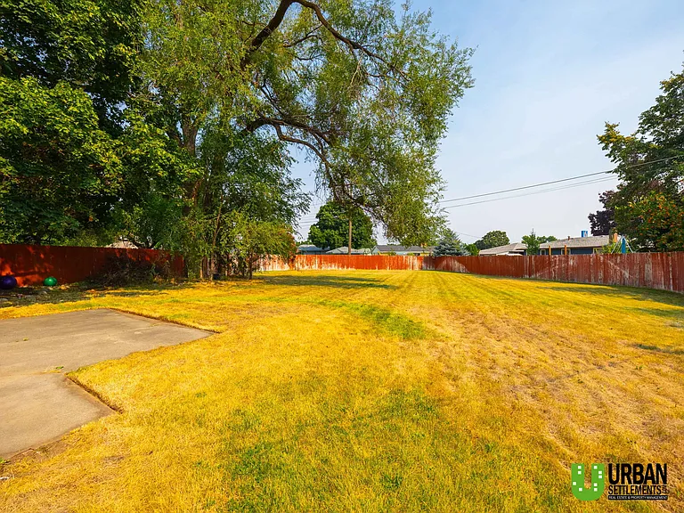 2104 N Dale Rd — Photo 24